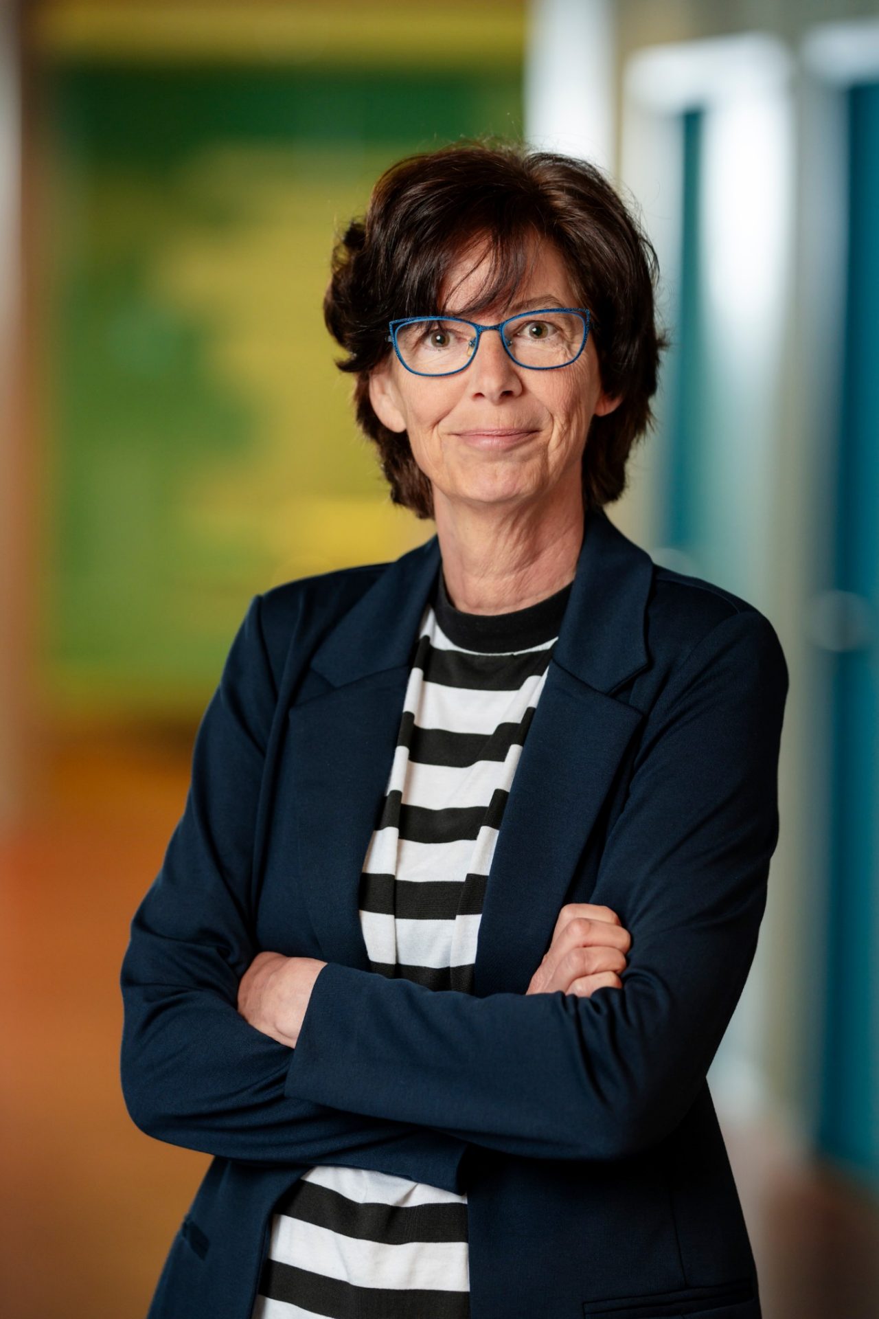 Ilse van der Weiden_portretfoto met armen over elkaar